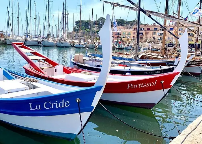 Portissol T1 Rdj Clim Parking Privatif 300m アパート *