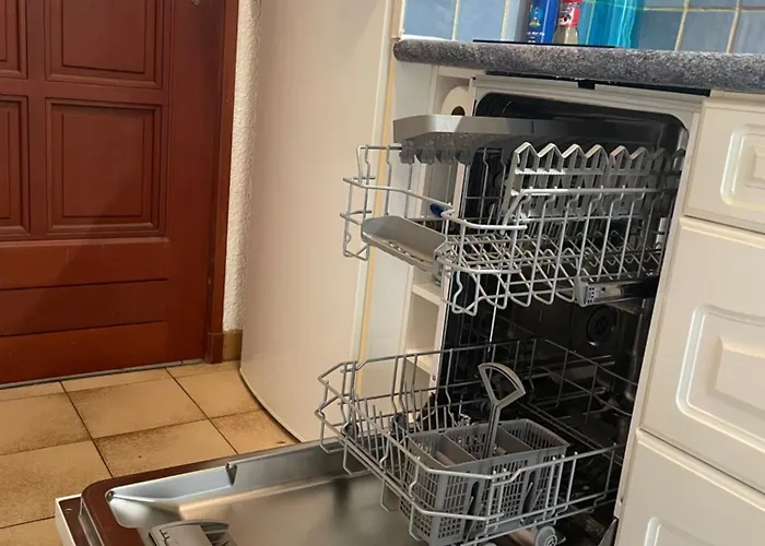 Portissol T1 Rdj Clim Parking Privatif 300m サナリー・シュル・メール